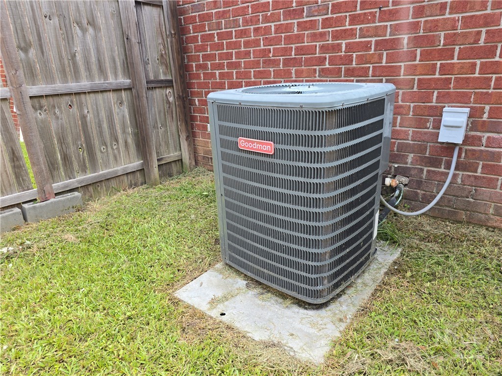 182 Gloucester Drive Property Photo 29