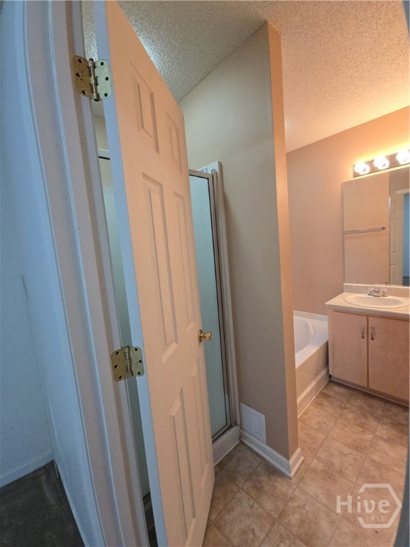 182 Gloucester Drive Property Photo 38