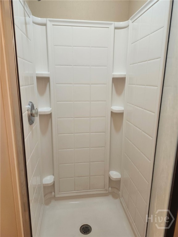 182 Gloucester Drive Property Photo 47