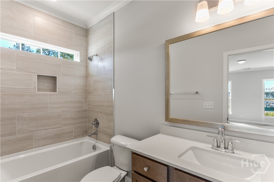 188 Champlain Drive Property Photo 34