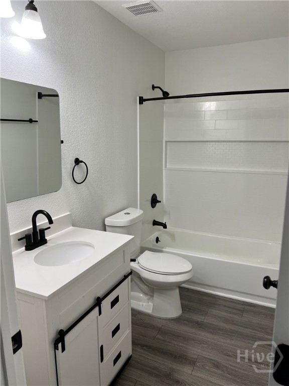 56 Ashleigh Lane Property Photo 7