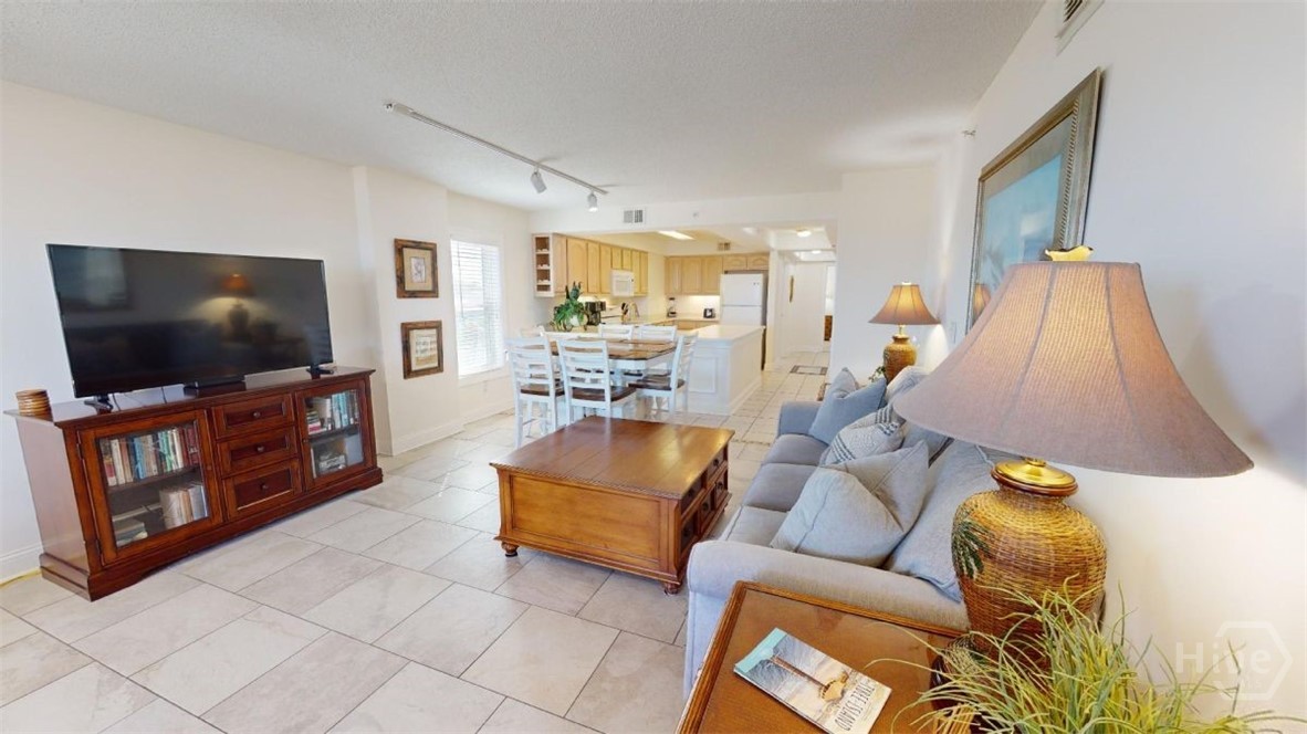 1609 Strand Avenue 306 Property Photo 8