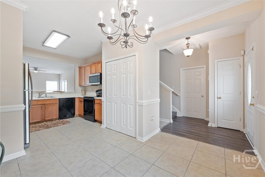 56 Travertine Circle Property Photo 6
