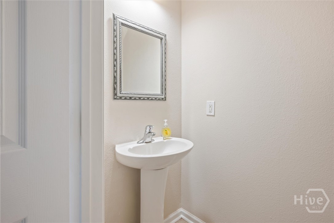 56 Travertine Circle Property Photo 22