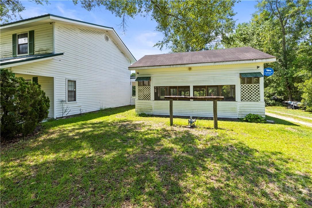 675 Foxwood Circle Property Photo 4