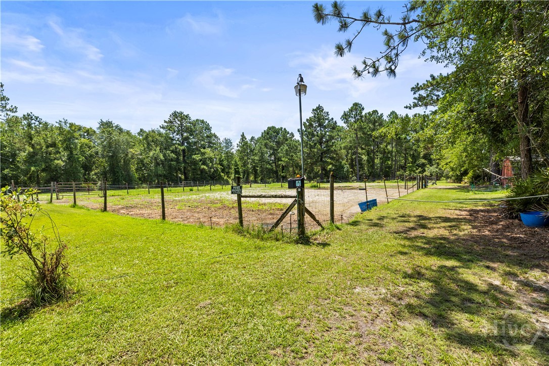 675 Foxwood Circle Property Photo 6