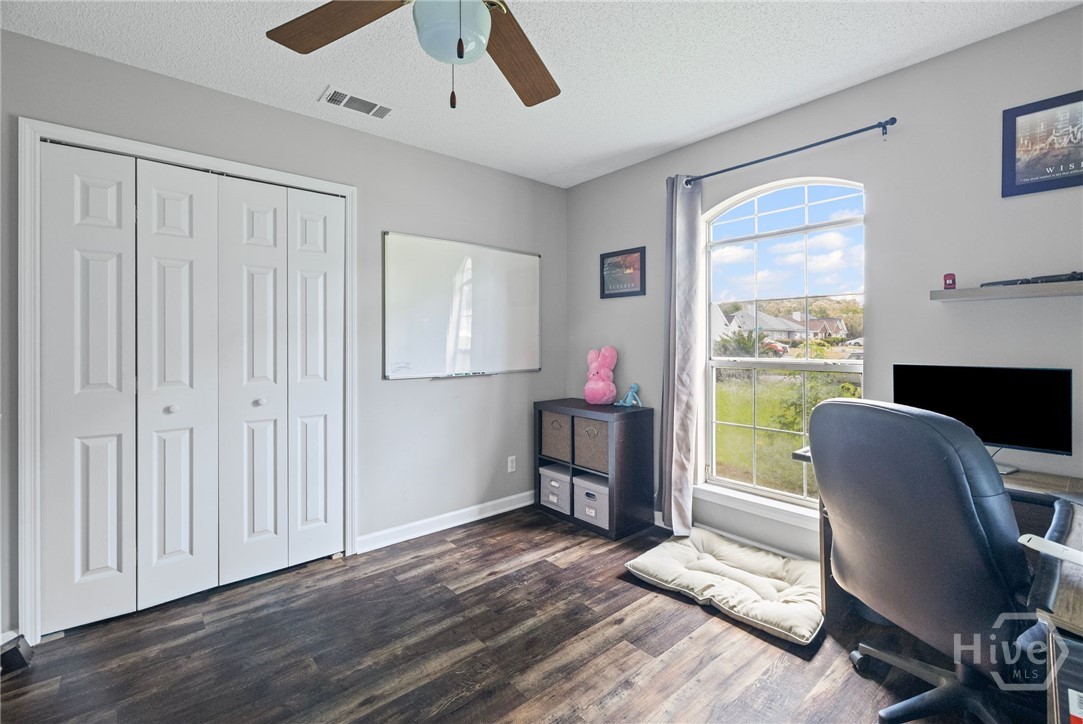 120 Dukes Way Property Photo 35