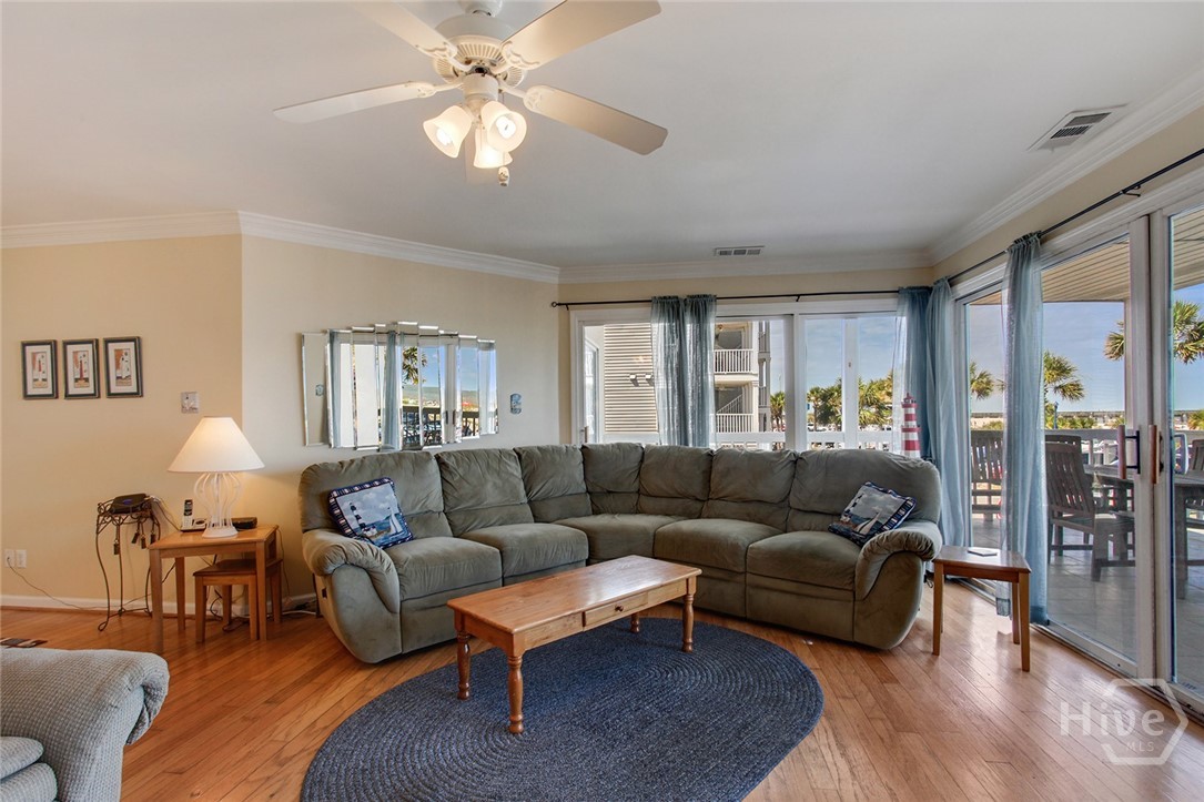 1701 Strand 8 Property Photo 12