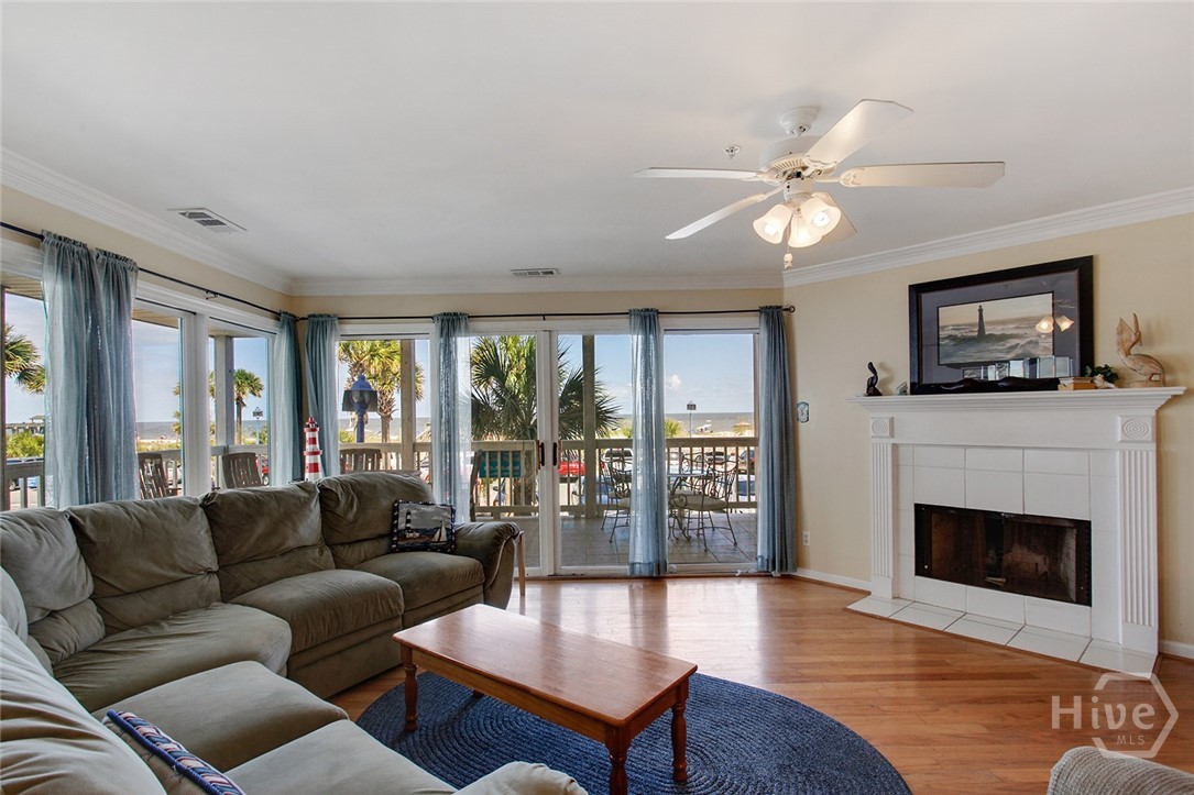 1701 Strand 8 Property Photo 13