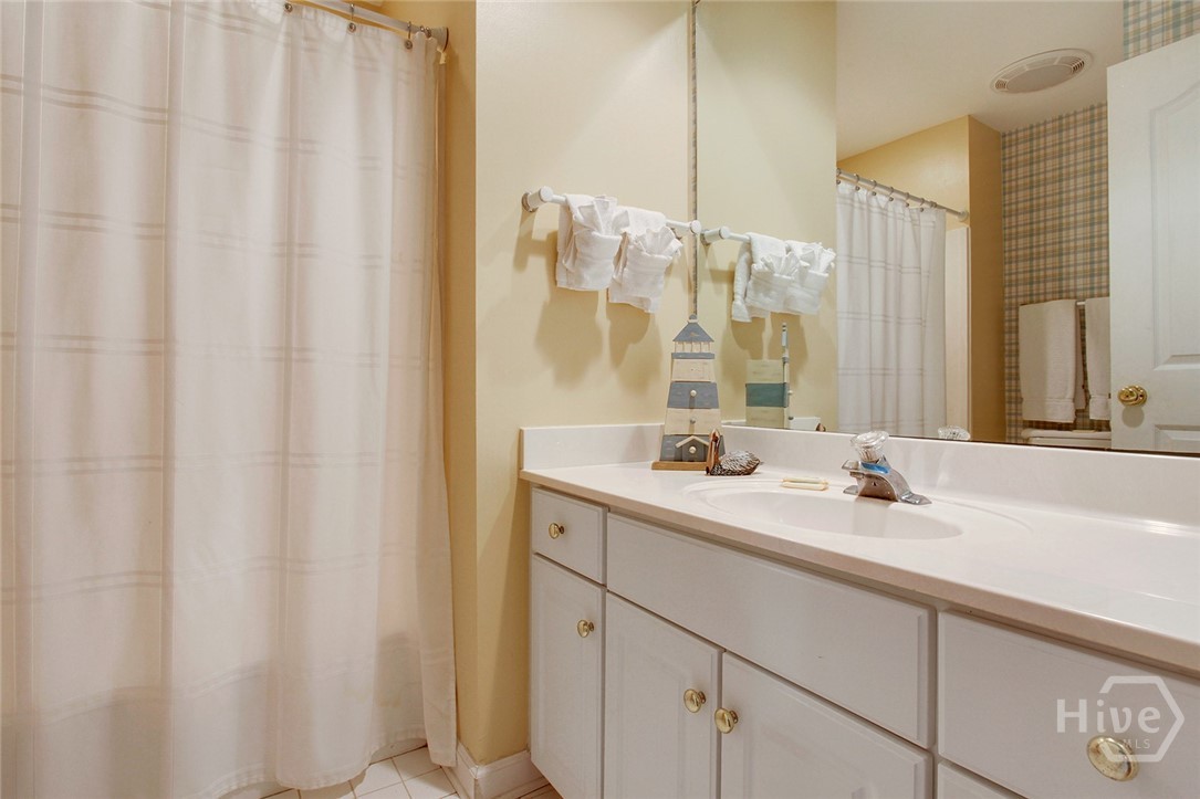 1701 Strand 8 Property Photo 19