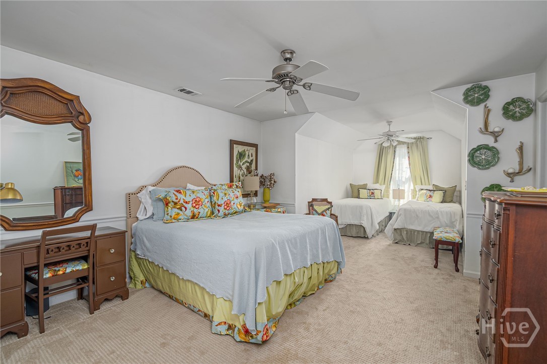 8 Windlass Court Property Photo 28