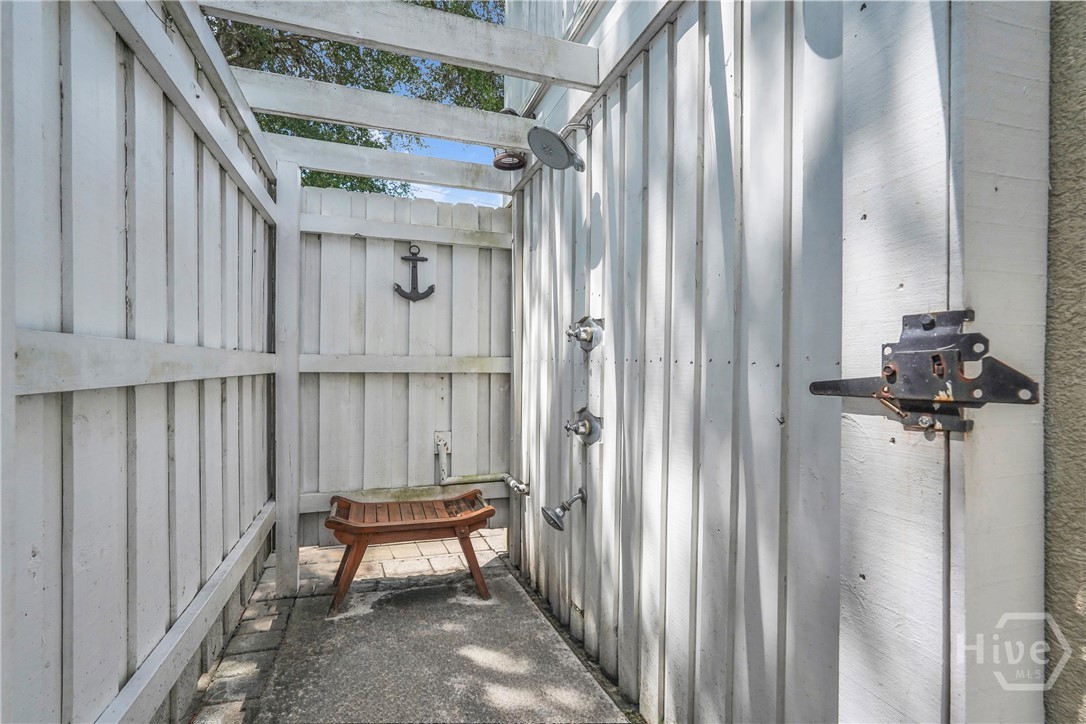 606 Butler Avenue Property Photo 39