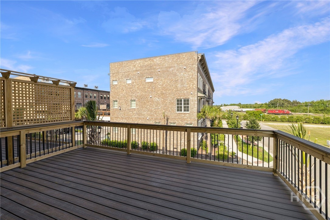 416 Upper East Avenue Property Photo 23
