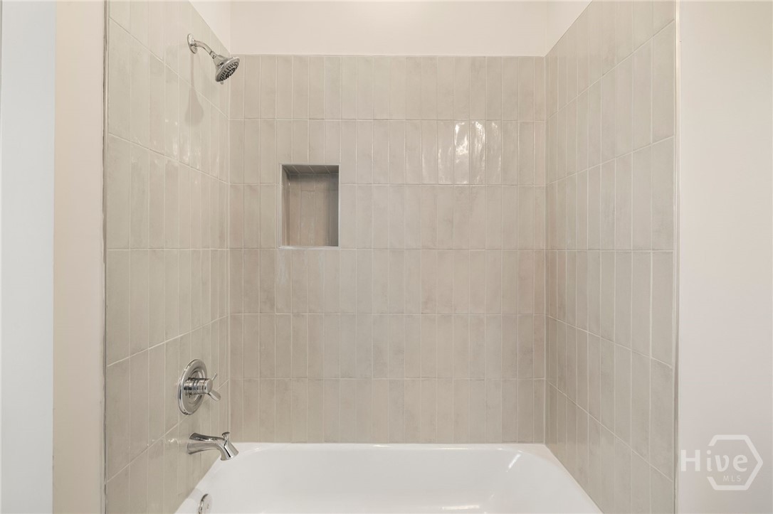 416 Upper East Avenue Property Photo 33