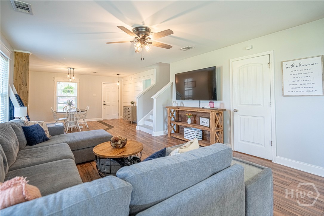 4 Farrington Court Property Photo 11