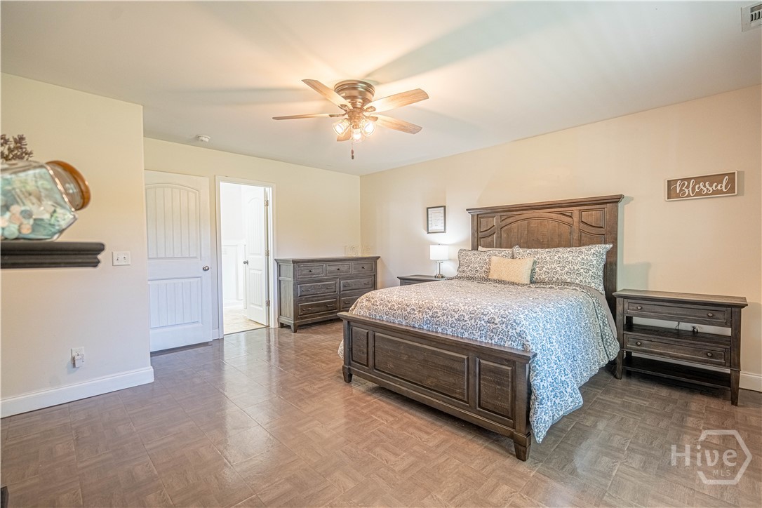 4 Farrington Court Property Photo 18