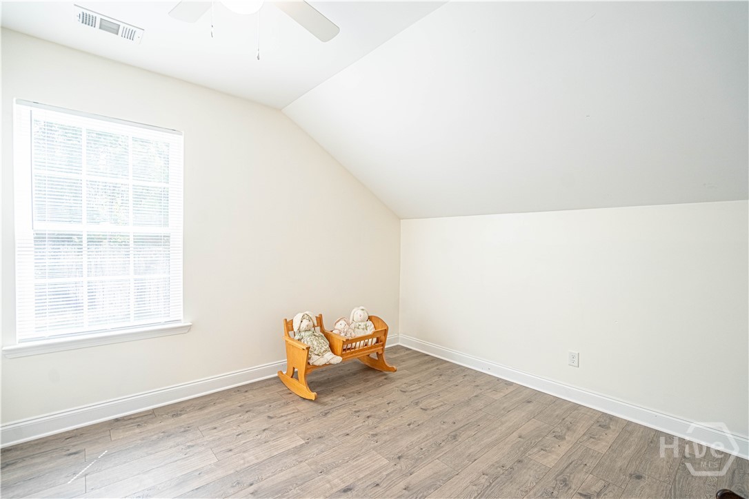 4 Farrington Court Property Photo 35