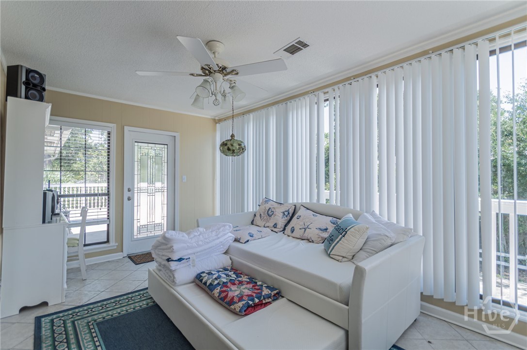 5 5th Avenue Property Photo 14