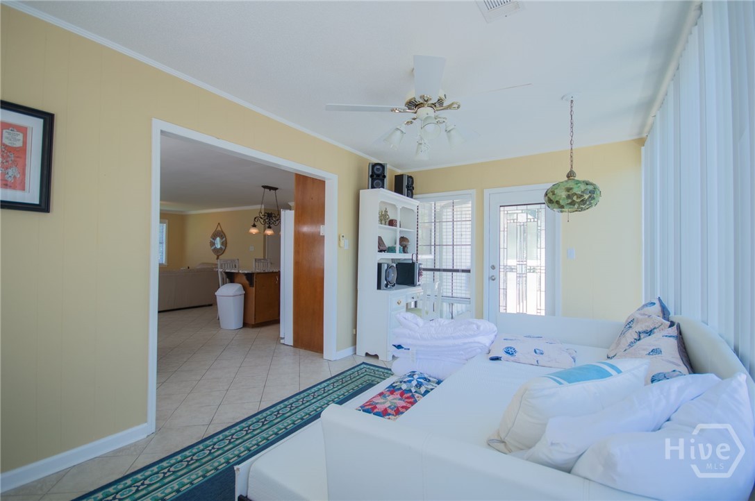 5 5th Avenue Property Photo 16