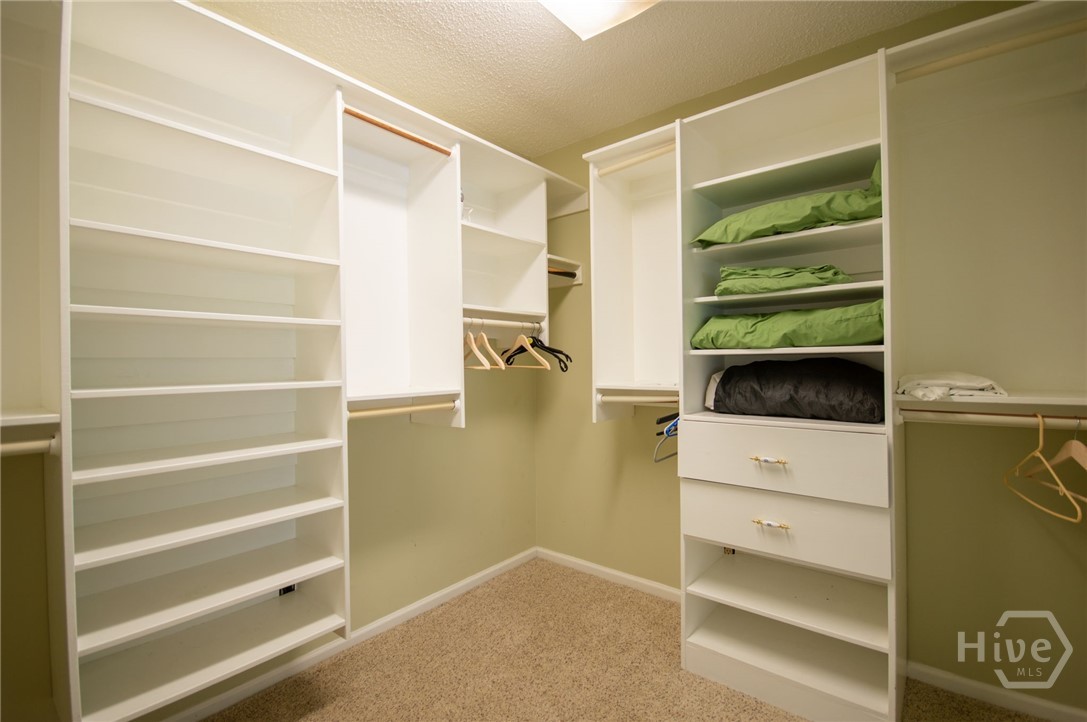 5 5th Avenue Property Photo 27