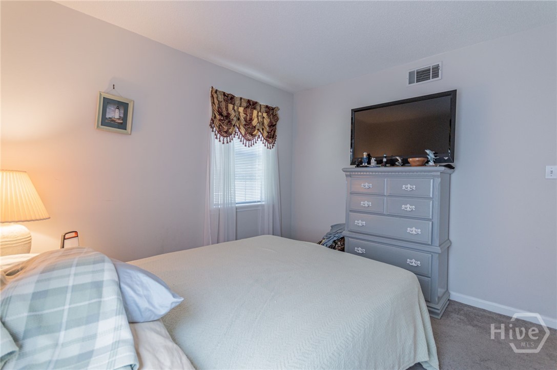 5 5th Avenue Property Photo 36