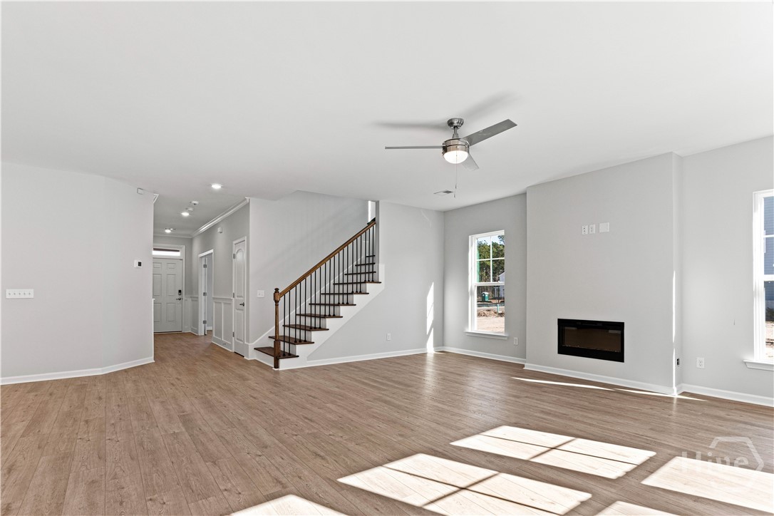 198 Champlain Drive Property Photo 11