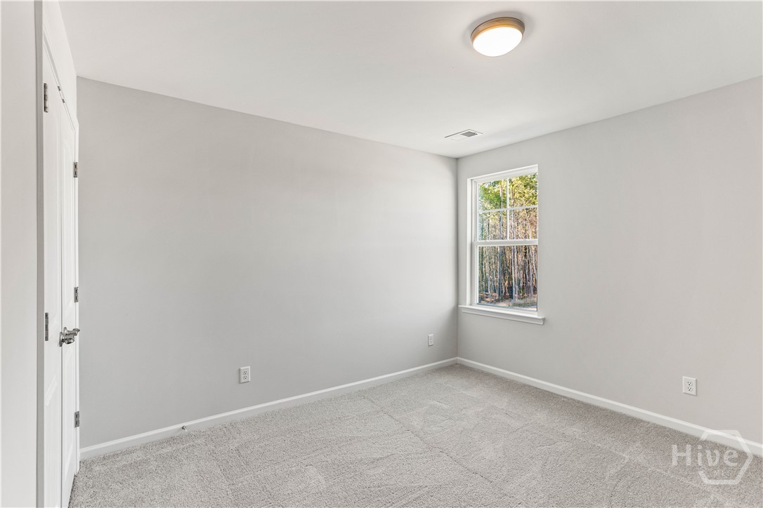 198 Champlain Drive Property Photo 35