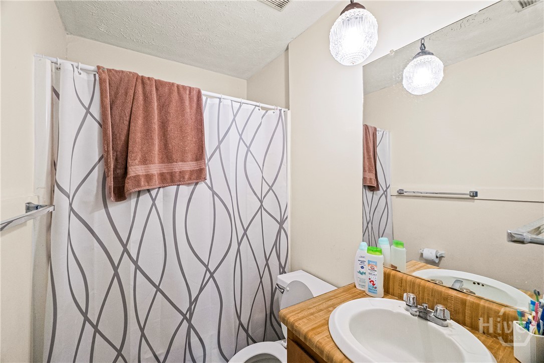 9 Hampstead Avenue Property Photo 23