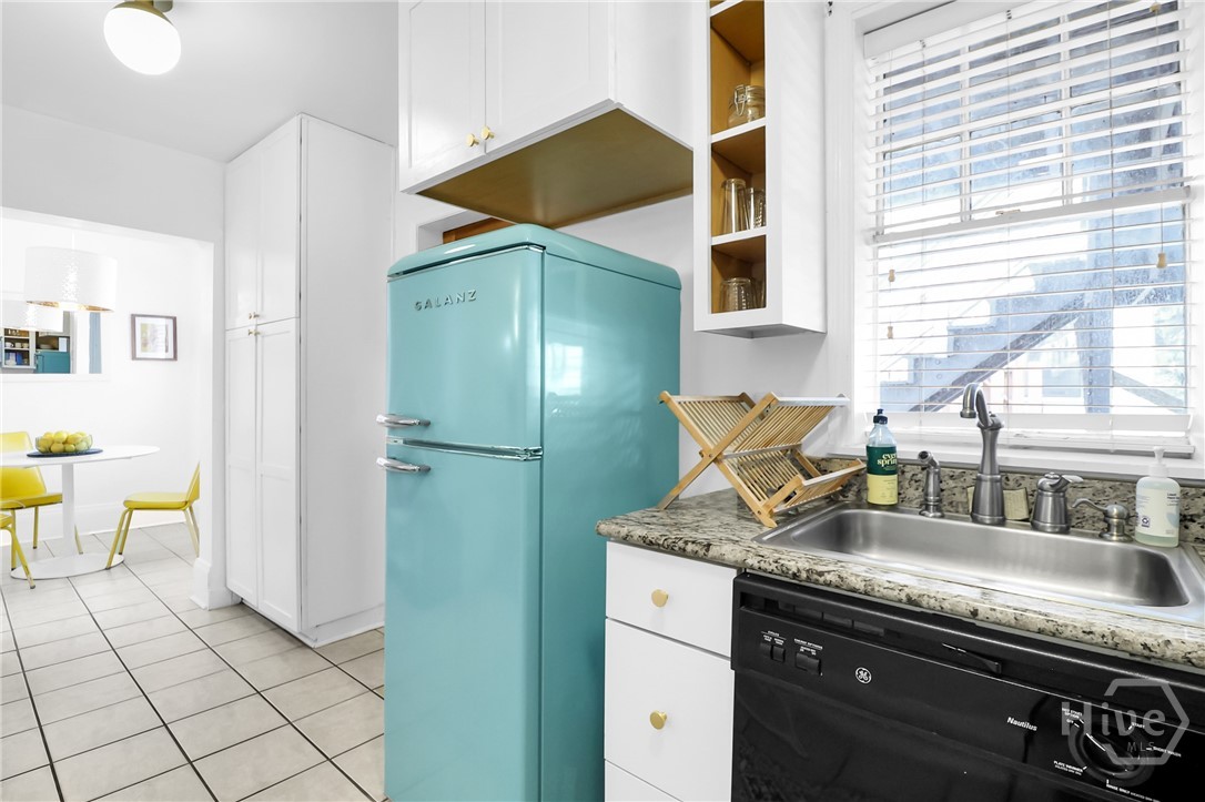 121 W Park Avenue 1 Property Photo 8