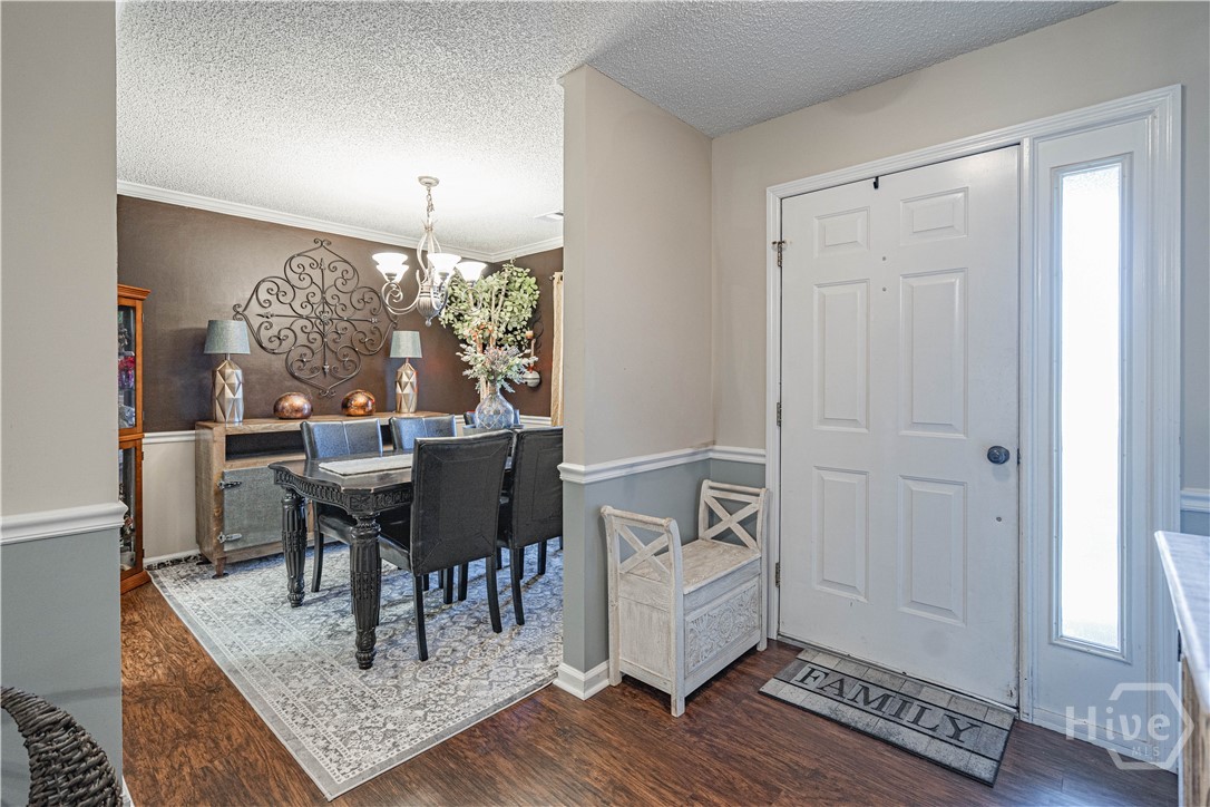 39 Cat Tail Court Property Photo 6