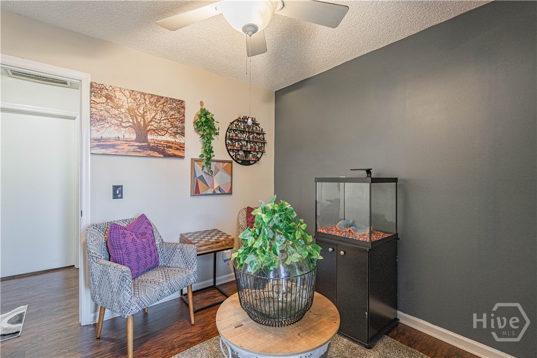 39 Cat Tail Court Property Photo 21