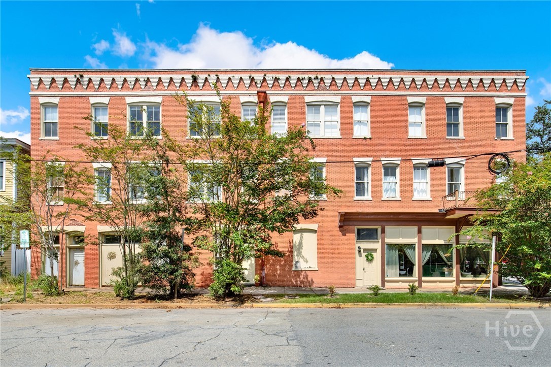 125 E Broad Street 2d Property Photo 2