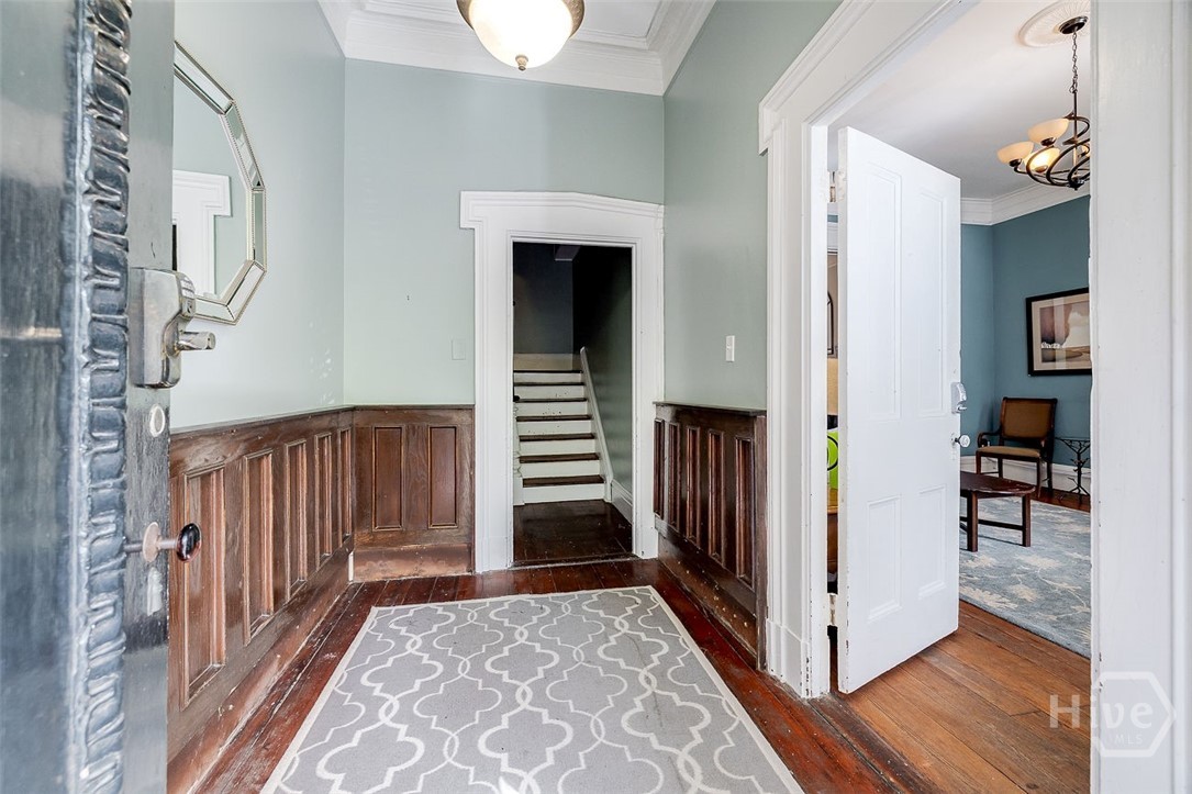 28 E Taylor Street Property Photo 3