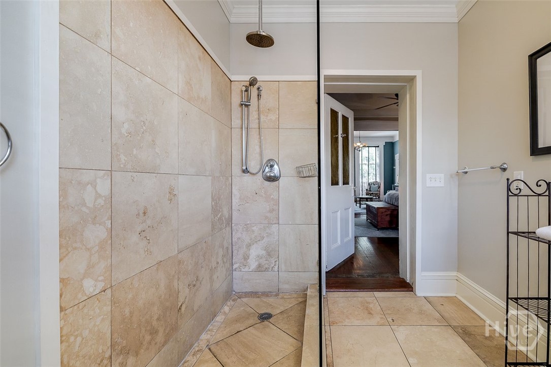 28 E Taylor Street Property Photo 14
