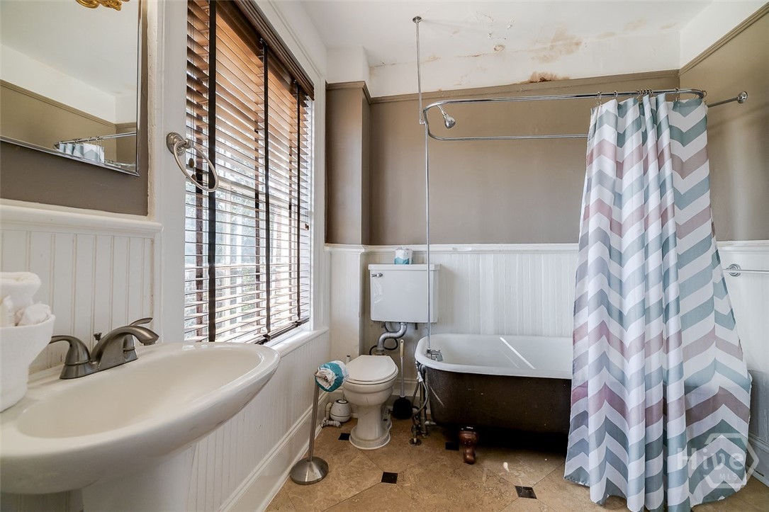 28 E Taylor Street Property Photo 40