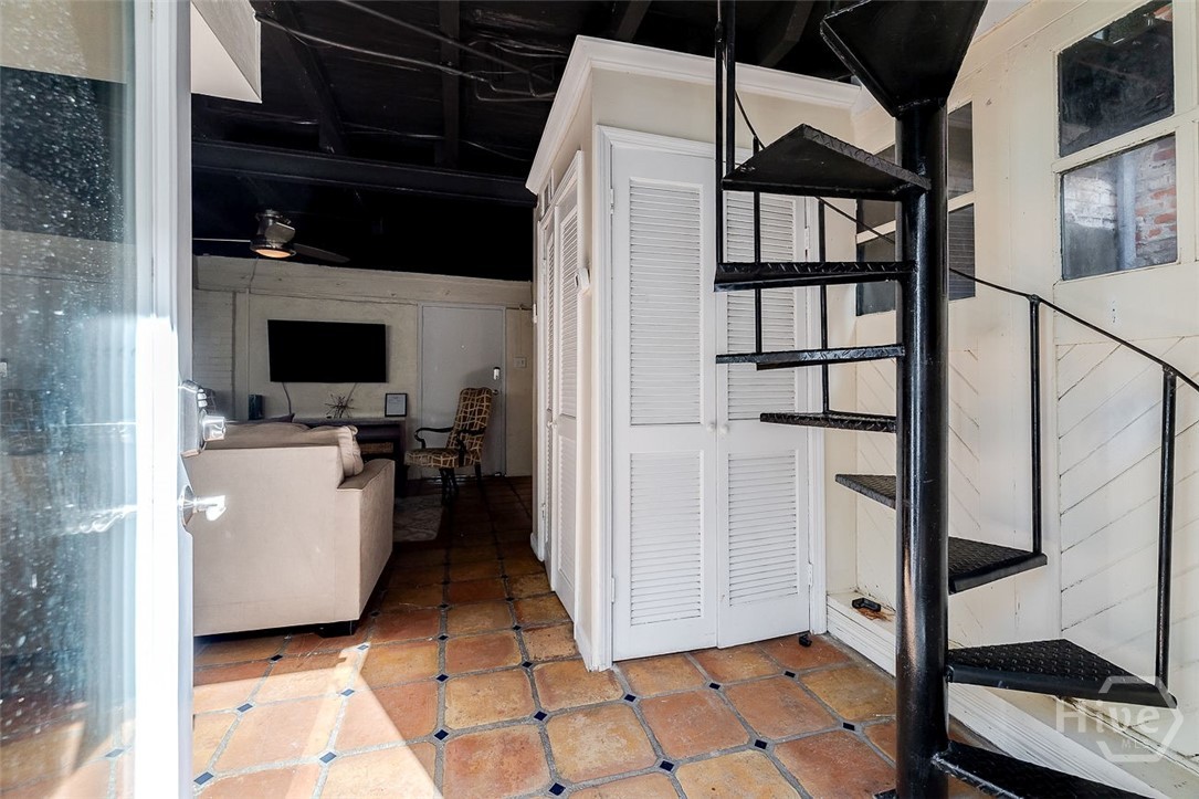 28 E Taylor Street Property Photo 44