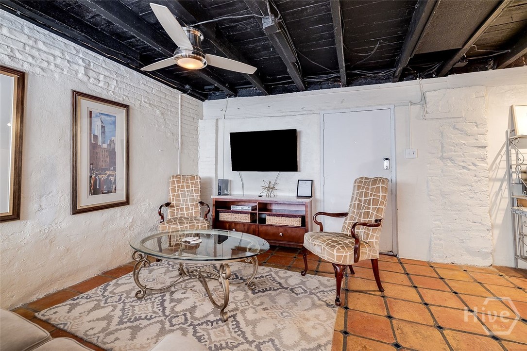 28 E Taylor Street Property Photo 46