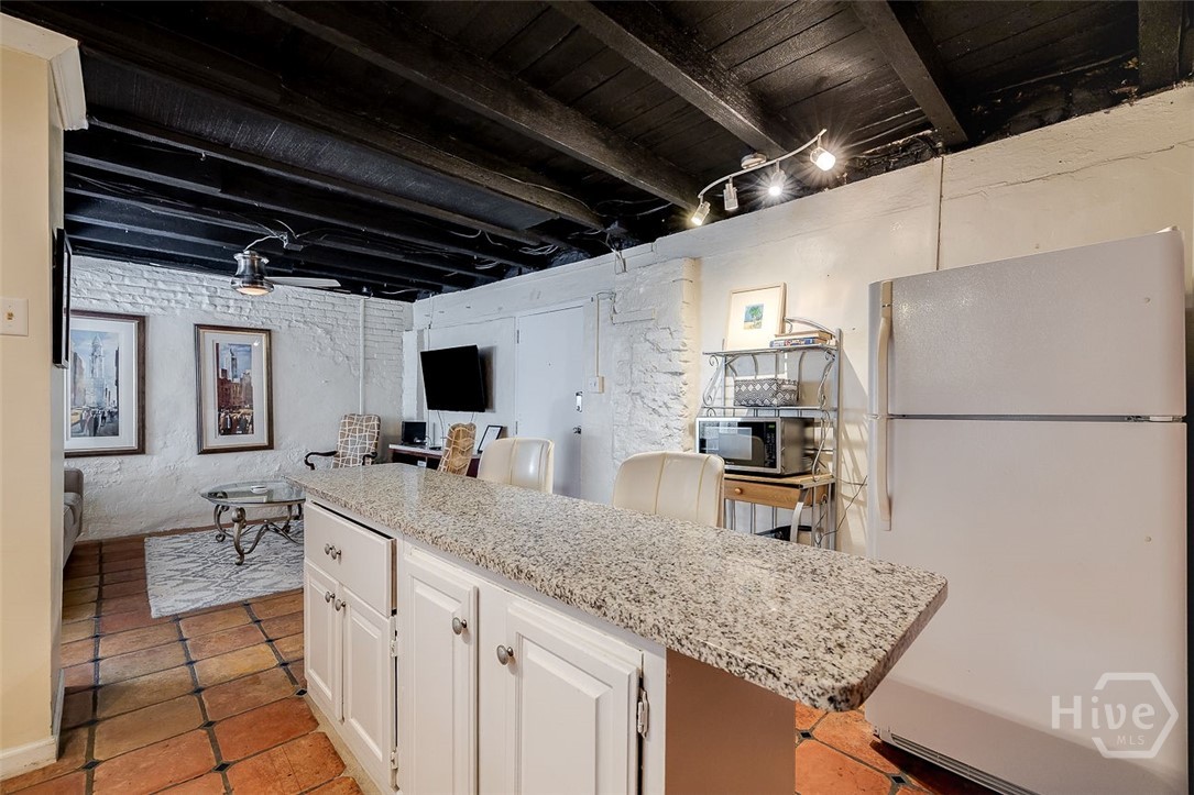 28 E Taylor Street Property Photo 50