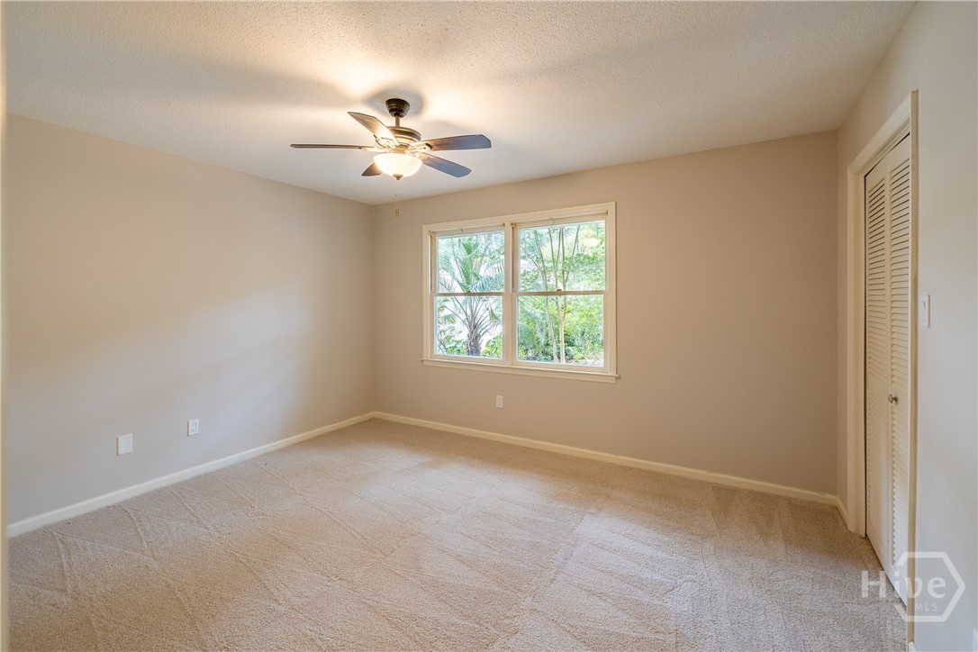 12 Lanyard Court Property Photo 33