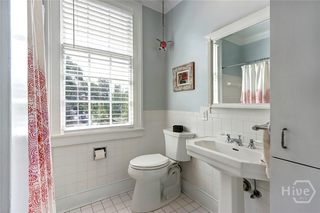 326 E Bryan Street Property Photo 26