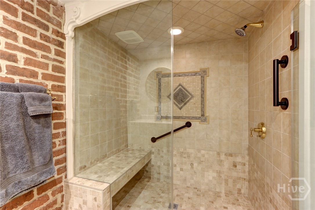 326 E Bryan Street Property Photo 43