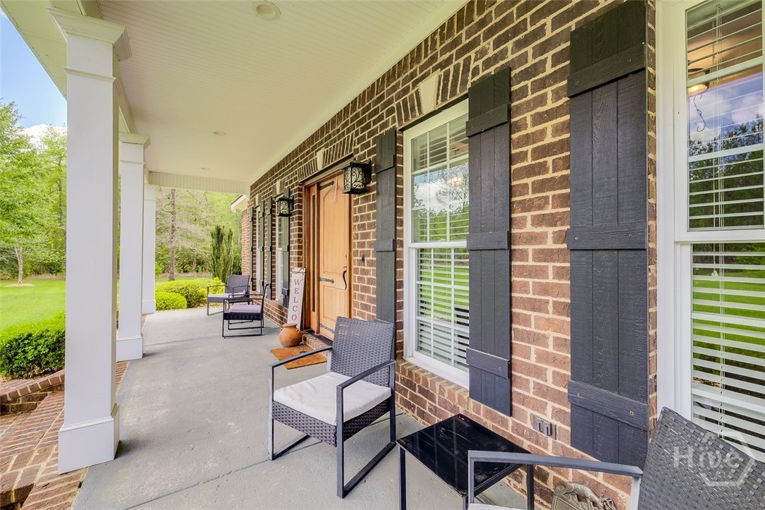 114 Wakefield Drive Property Photo 2