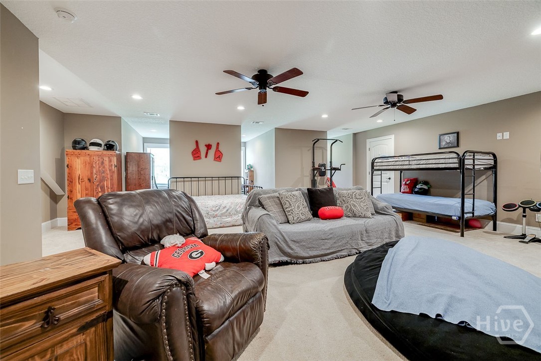 114 Wakefield Drive Property Photo 33