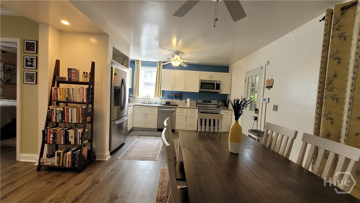 1704 E 31st Street Property Photo 10