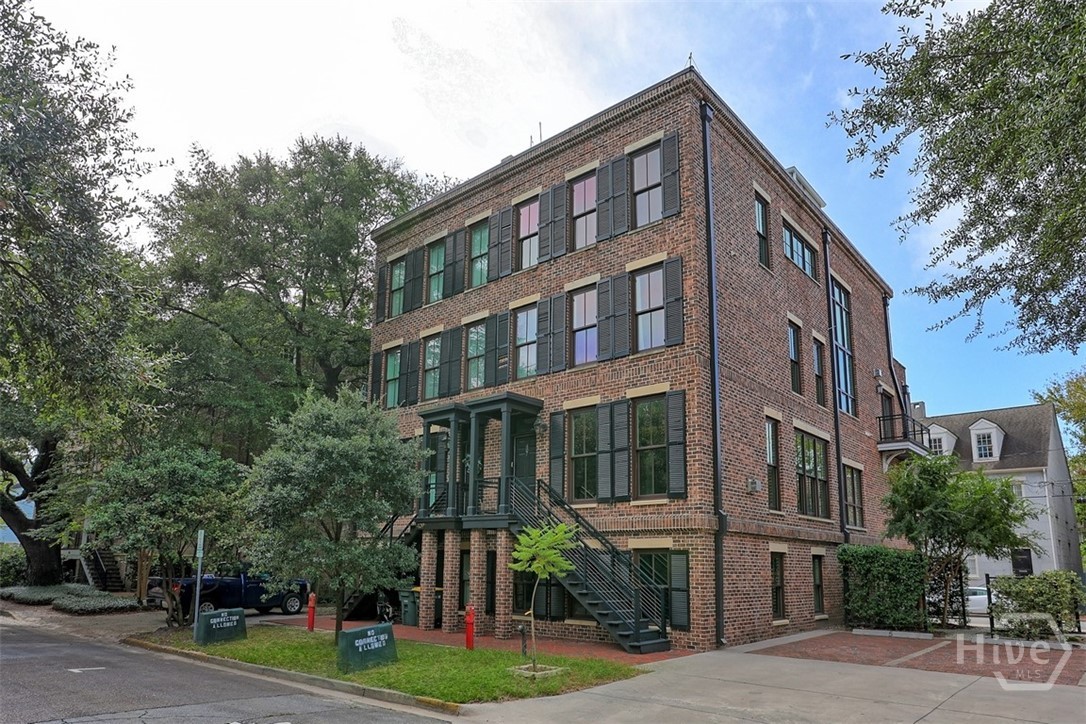 407 E Mcdonough Street Property Photo 1