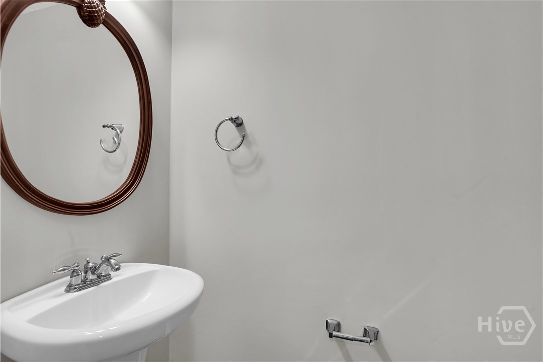 110 Coach House Square Property Photo 19
