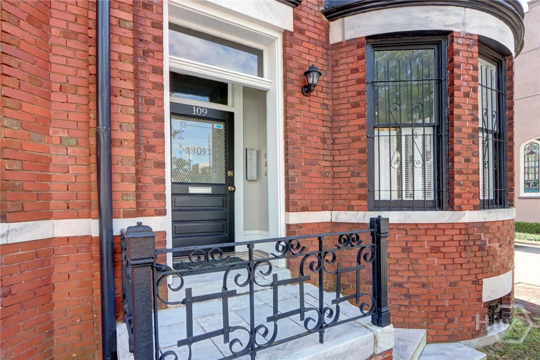 109 W Bolton Street A Property Photo 4