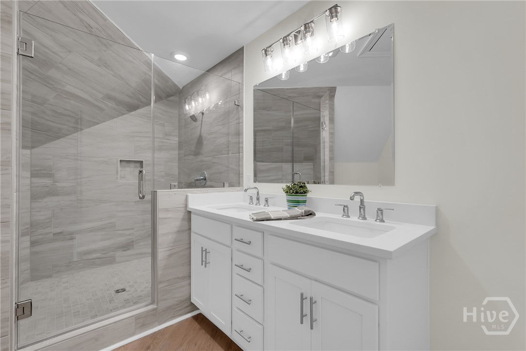 33 Penrose Drive Property Photo 43