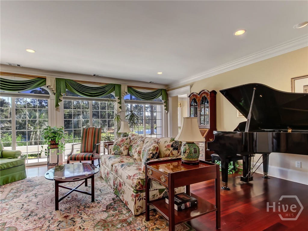 10 Pineside Lane Property Photo 4