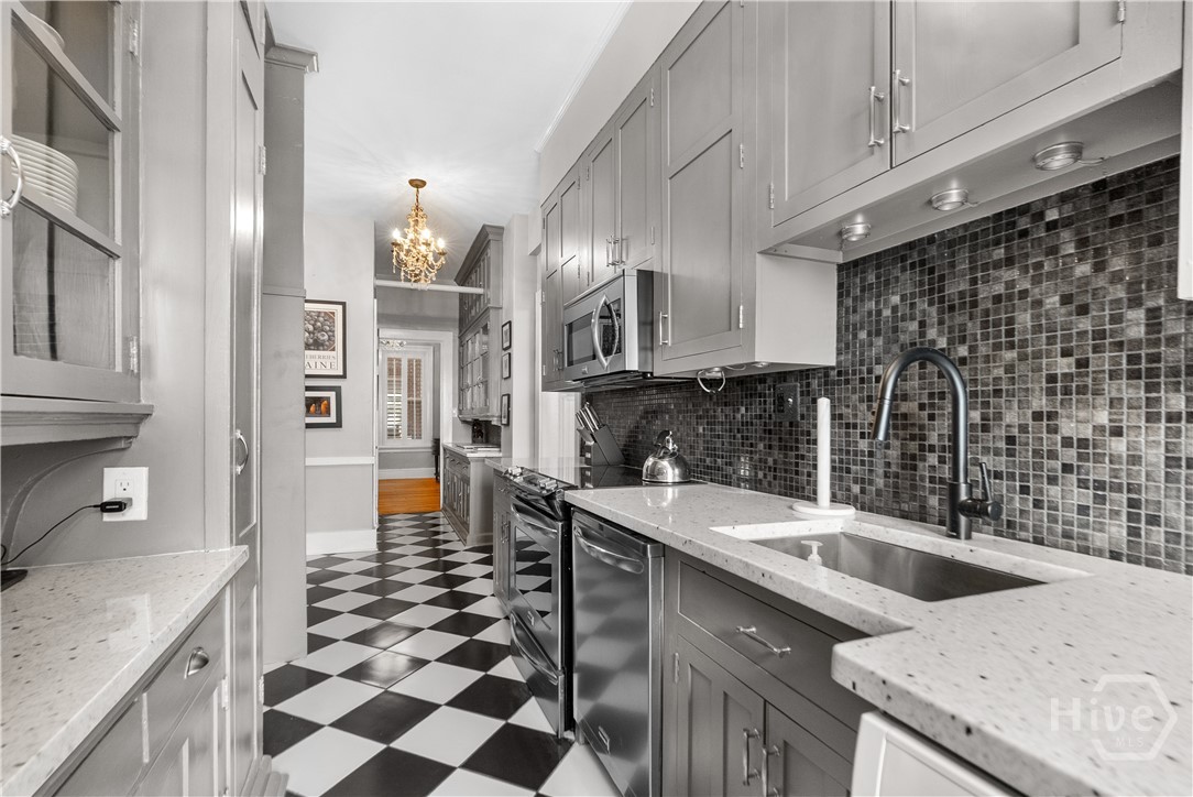 24 E Liberty Street 53 & #54 Property Photo 14